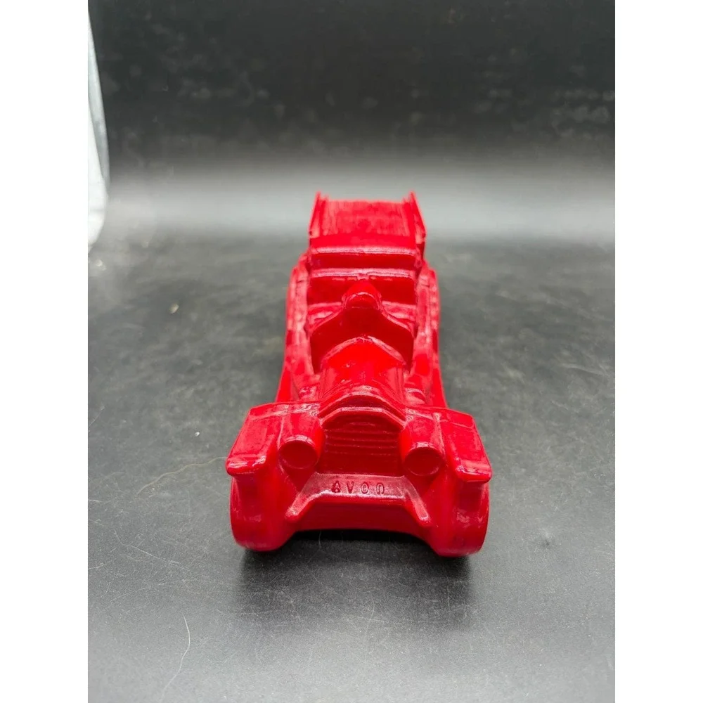 Vintage Avon Wild Country After Shave Red Fire Engine Pumper Decanter 6oz Bottle